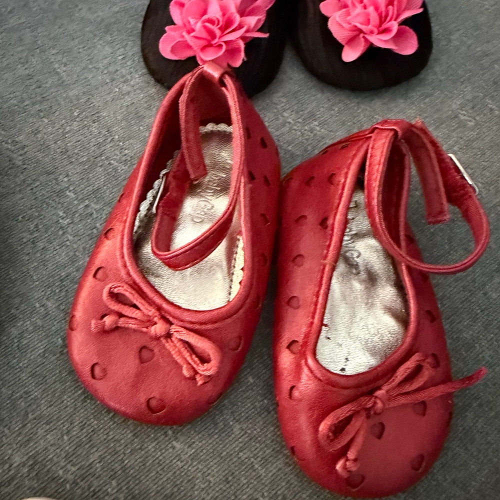 Lot of NWOT and EUC baby shoes - Picture 5 of 9